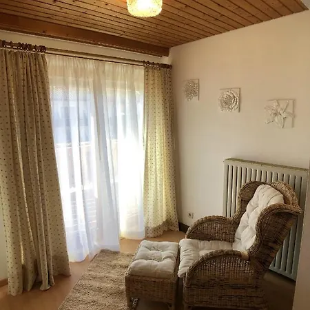 Gaestehaus Berger Inkl. Chiemgaukarte * 鲁波尔丁